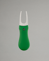 The Bay Divot Tool